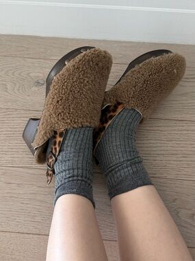 Shearling Brown Slingback Clogs - avec moderation